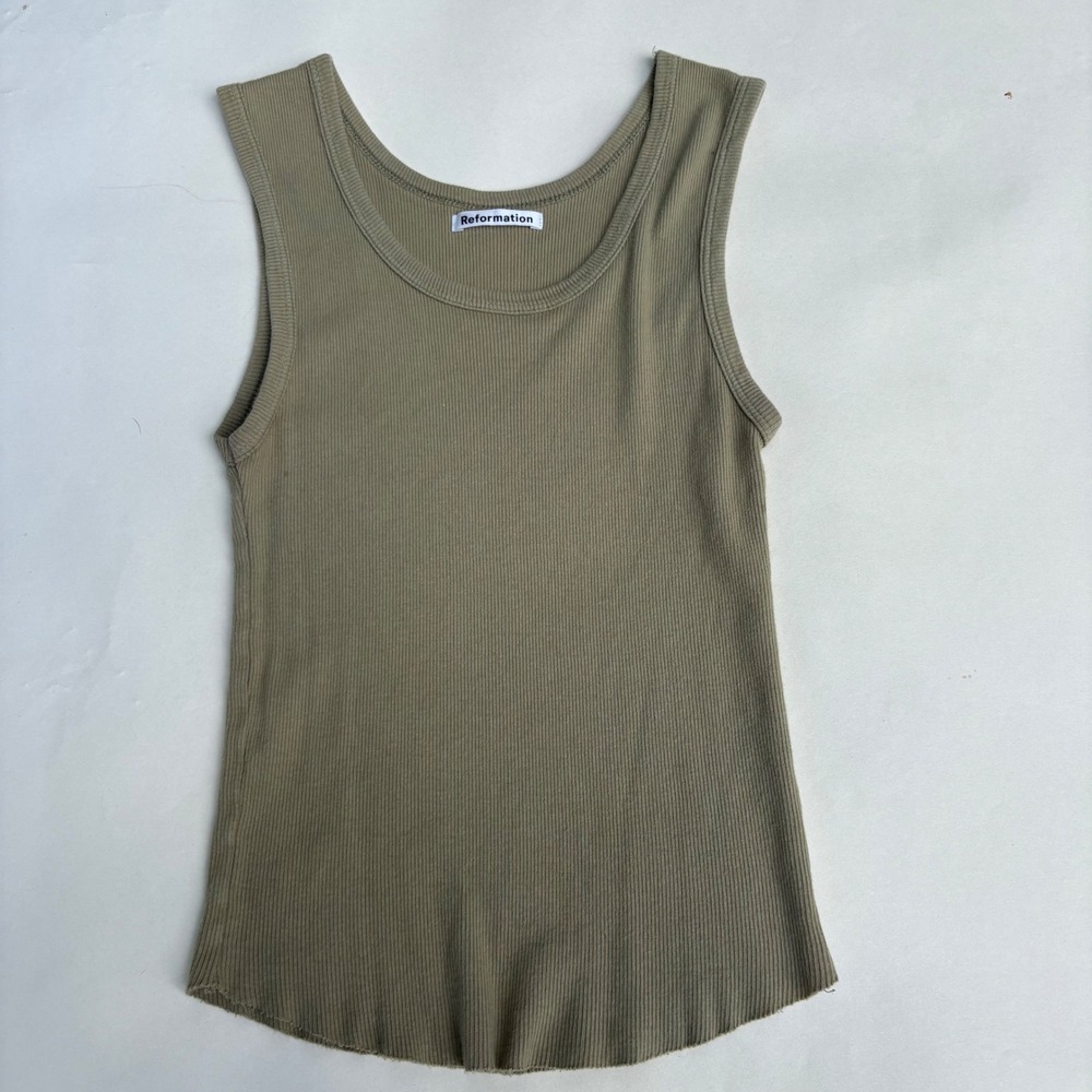 Reformation Ribbed Scoop Neck Tank Top Olive Green Raw Hem Sleeveless Small
